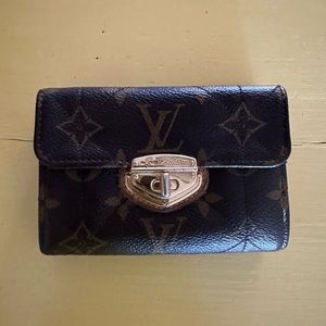 SOLD ELSEWHERE Authentic Louis Vuitton wallet